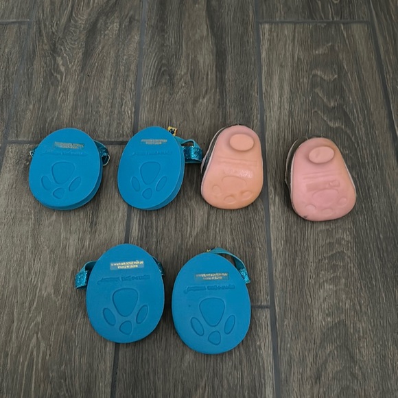 Build a Bear shoes.  2- Blue set of flip flops and a set of high heels, pink. - Picture 2 of 3